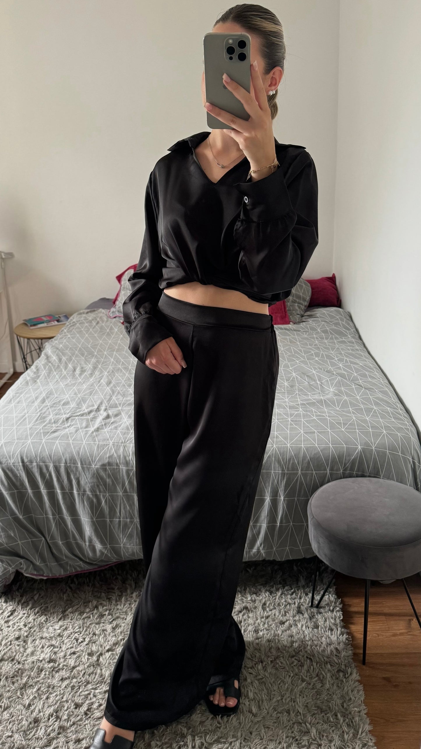 Ensemble en satin noir