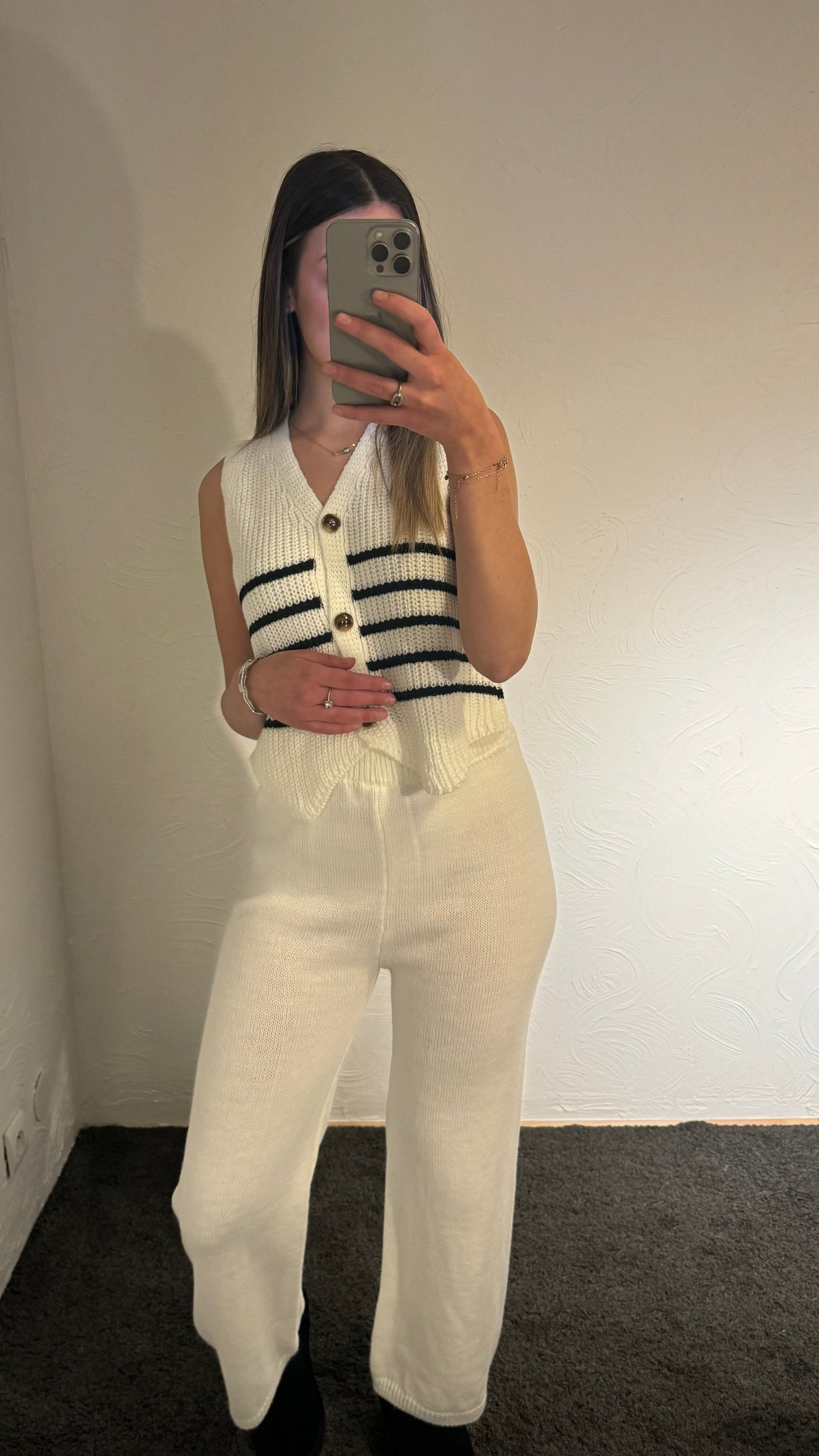 Ensemble en maille blanc